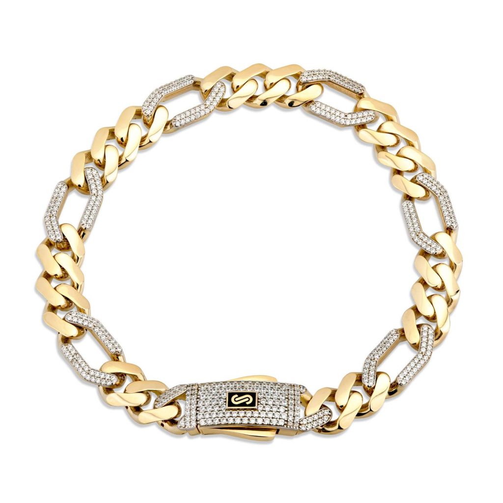 צמיד חוליות זהב מונח לצילום